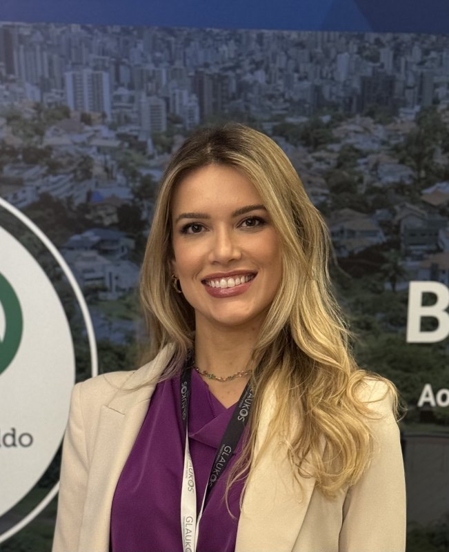 JULIANA OLIVEIRA DA SILVEIRA