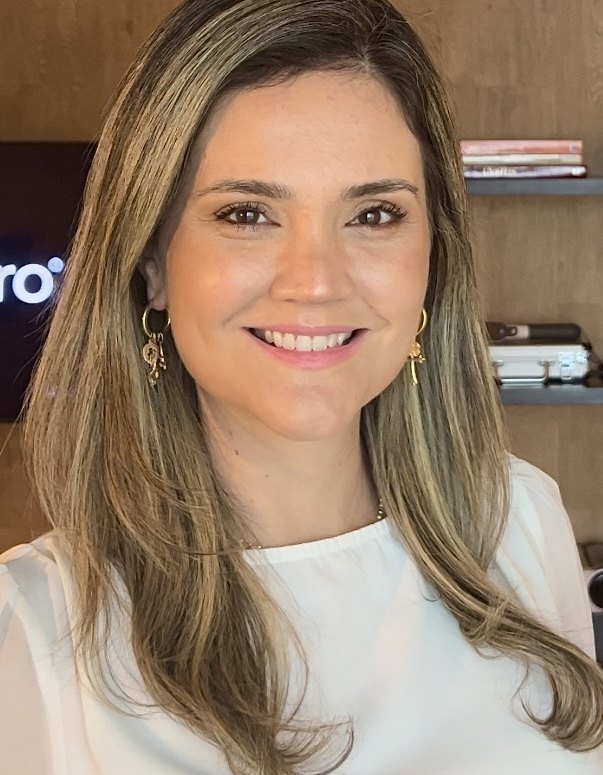 IZABELA NEGRAO FROTA DE ALMEIDA